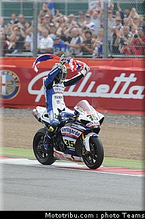 sbk_crutchlow_14_angleterre_2010.jpg