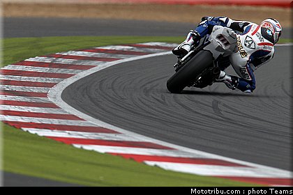 sbk_xaus_05_angleterre_2010.jpg