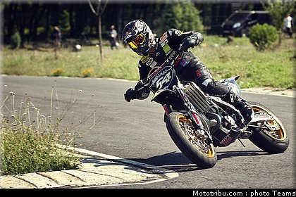 supersport_sofuoglu_01_angleterre_2010.jpg