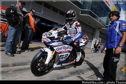 sbk_crutchlow_04_allemagne_2010.jpg
