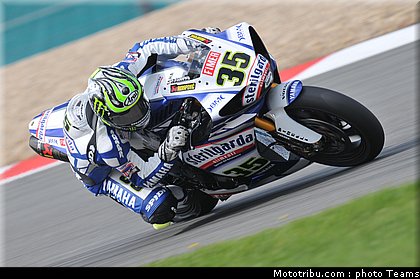 sbk_crutchlow_08_allemagne_2010.jpg