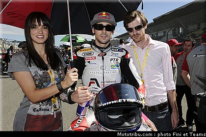 superbike_pitbabe_imola_2010_35.jpg