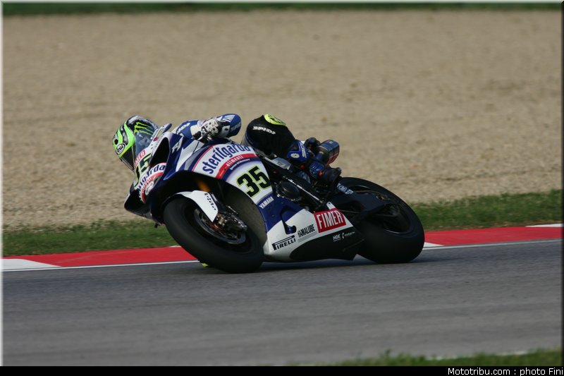 superbike_crutchlow_11_imola_2010