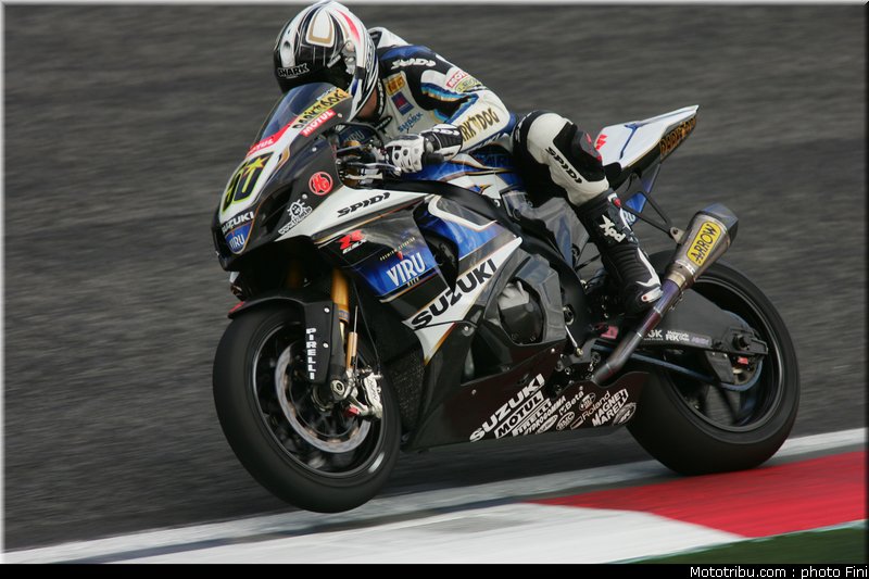 superbike_guintoli_3_imola_2010