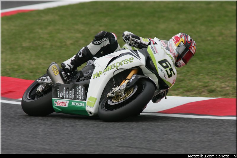 superbike_rea_07_imola_2010