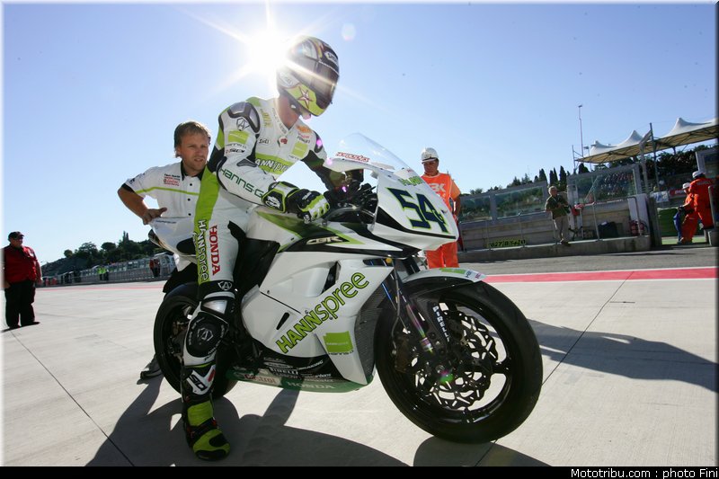 supersport_sofuoglu_03_imola_2010