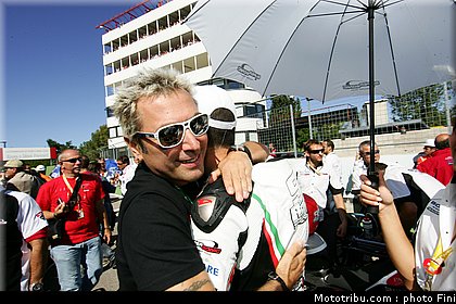 superbike_biaggi_1_imola_2010.JPG