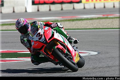 superbike_biaggi_3_imola_2010.JPG