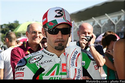 superbike_biaggi_4_imola_2010.JPG