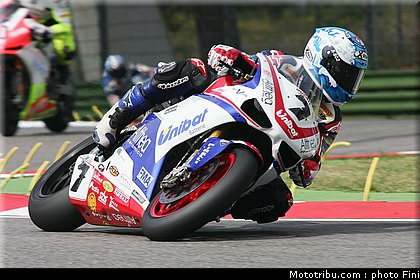 superbike_checa_02_imola_2010.JPG