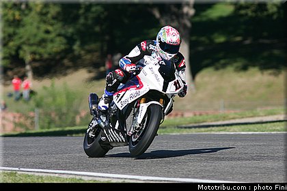 superbike_corser_08_imola_2010.JPG