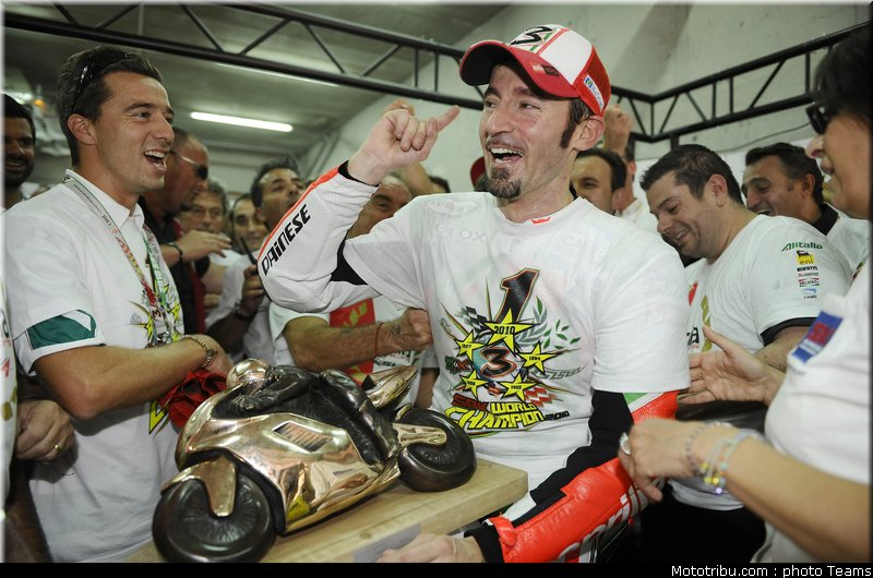 superbike_biaggi_04_imola_2010