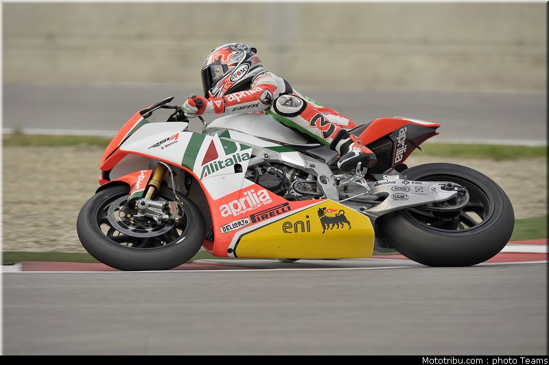 superbike_biaggi_06_imola_2010