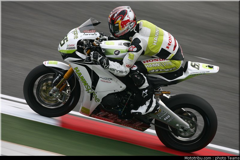 superbike_rea_11_imola_2010