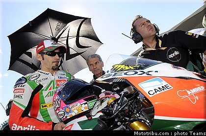 superbike_biaggi_01_imola_2010.jpg