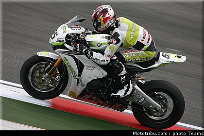 superbike_rea_11_imola_2010.jpg