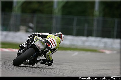 superbike_rea_19_imola_2010.jpg