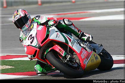 sbk_biaggi_8_test_imola_2010.JPG