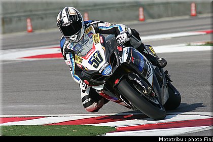 sbk_guintoli_6_test_imola_2010.JPG