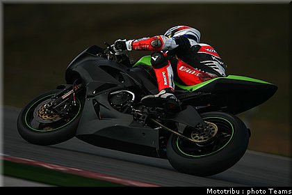 lascorz_3_sbk_test_portimao_janvier_2010_030.jpg