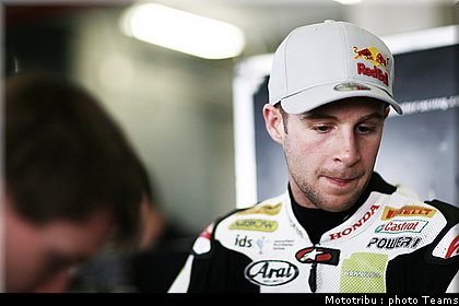 rea_7_sbk_test_portimao_janvier_2010_040.jpg