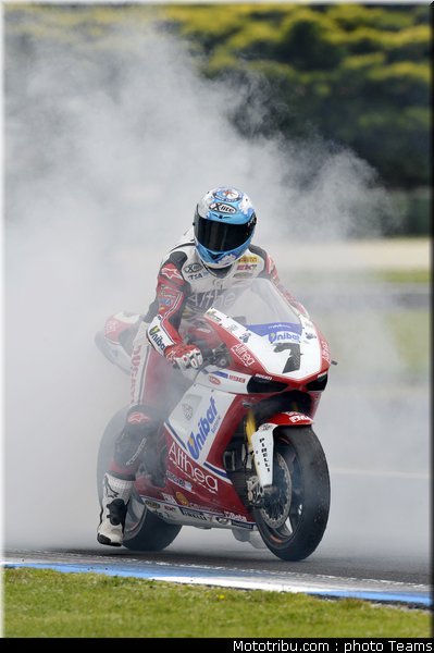 australie_2011_sbk_checa_24