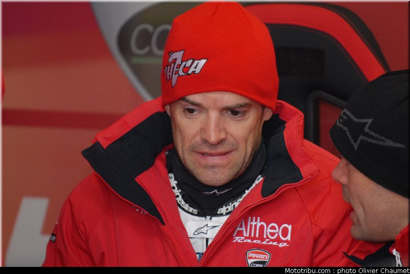 sbk_checa_01_angleterre_donington_2011