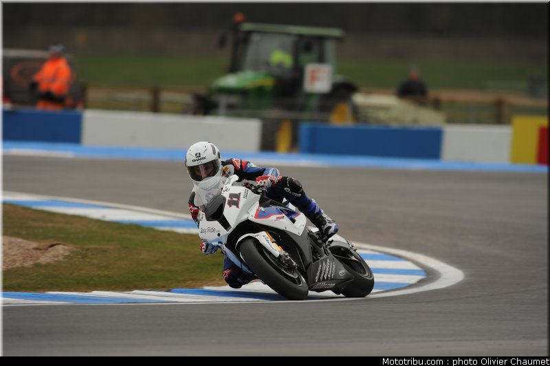 sbk_corser_4_angleterre_donington_2011