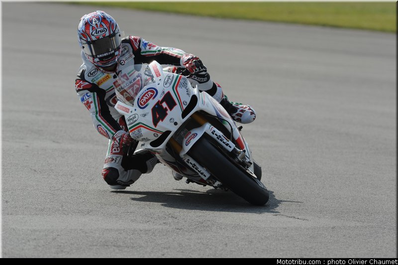 sbk_haga_02_angleterre_donington_2011
