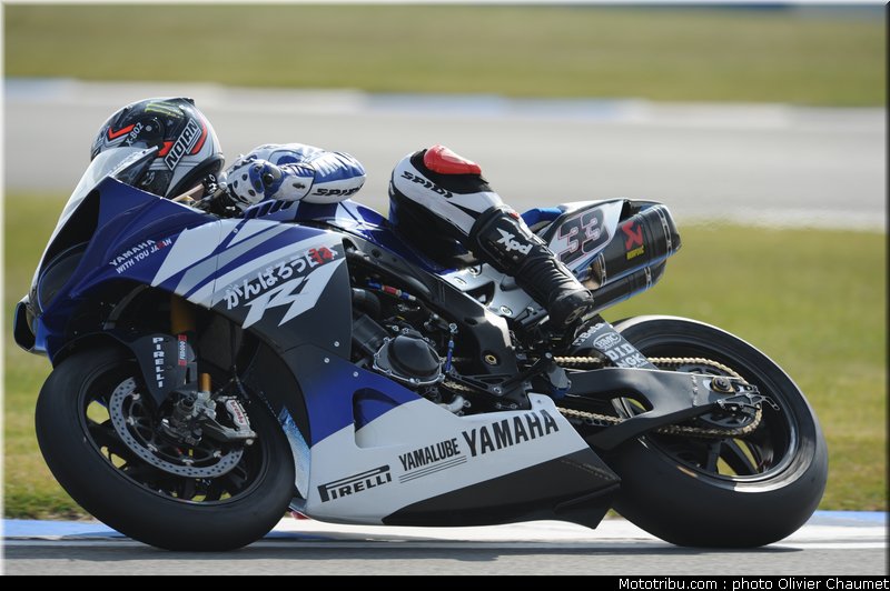 sbk_melandri_03_angleterre_donington_2011