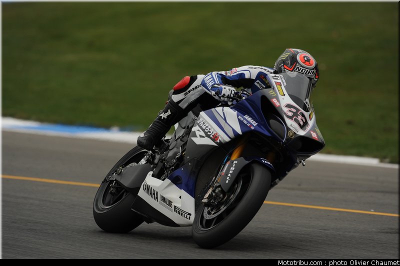 sbk_melandri_10_angleterre_donington_2011