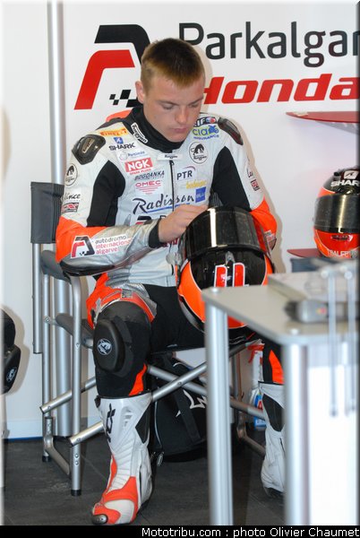 supersport_lowes_3_angleterre_donington_2011