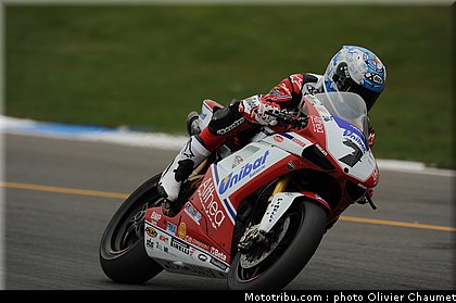 sbk_checa_10_angleterre_donington_2011.jpg