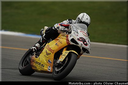 sbk_guintoli_3_angleterre_donington_2011.jpg