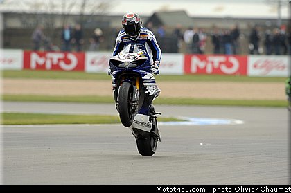 sbk_melandri_12_angleterre_donington_2011.jpg