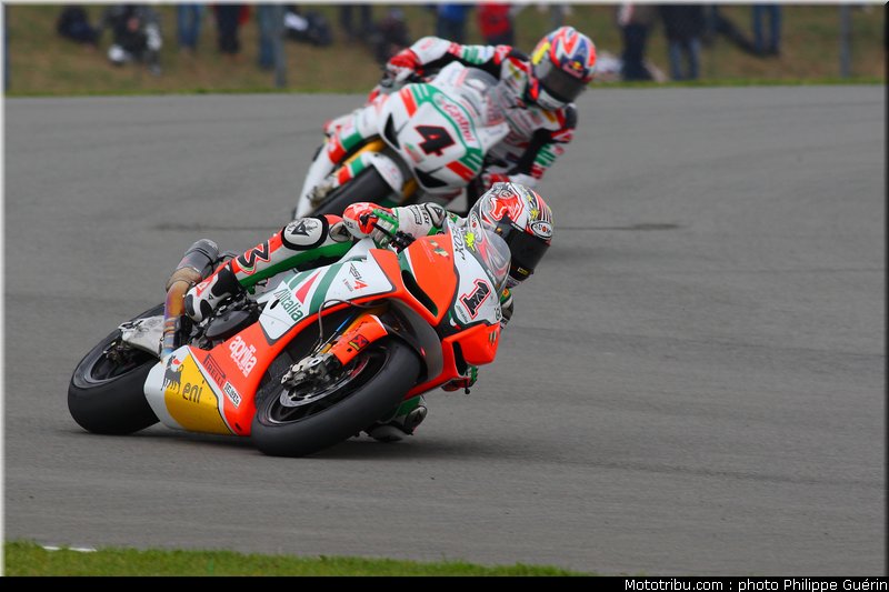 sbk_029_angleterre_donington_2011
