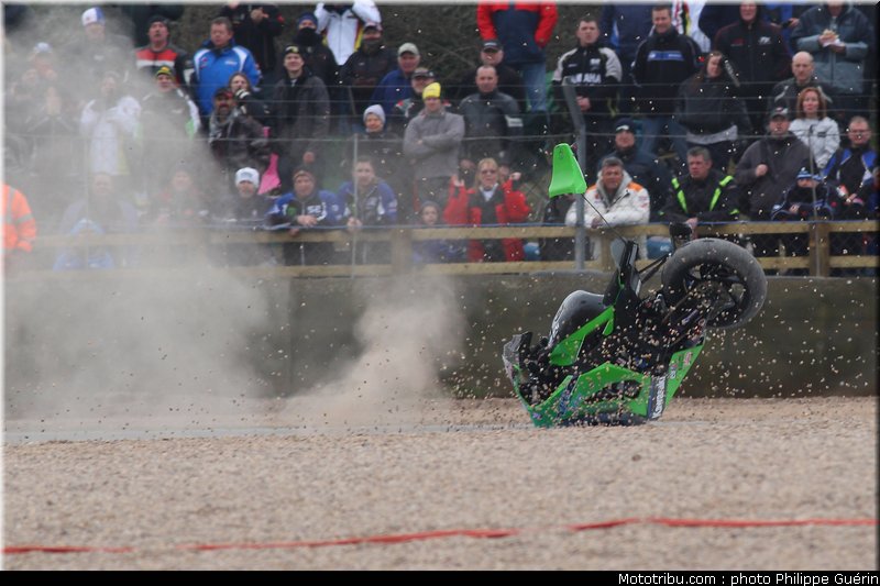 sbk_030_angleterre_donington_2011