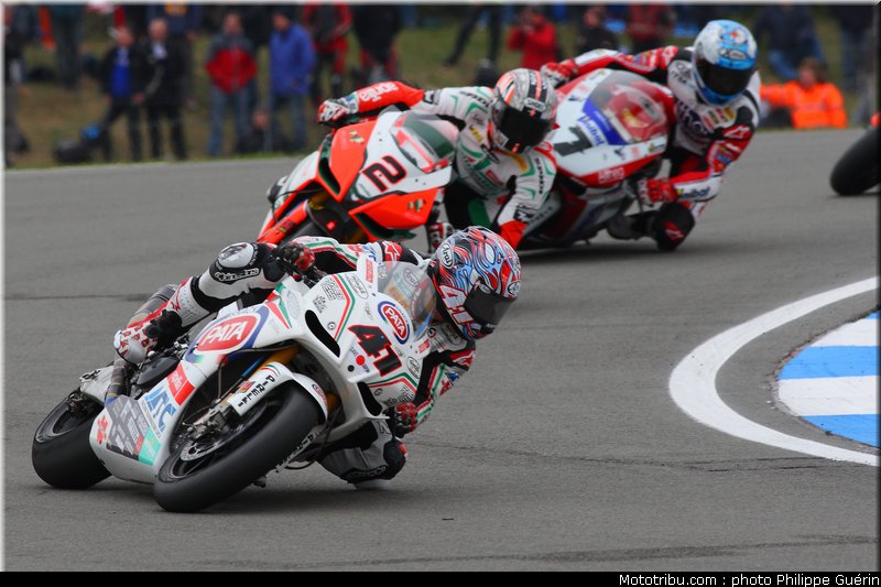 sbk_032_angleterre_donington_2011