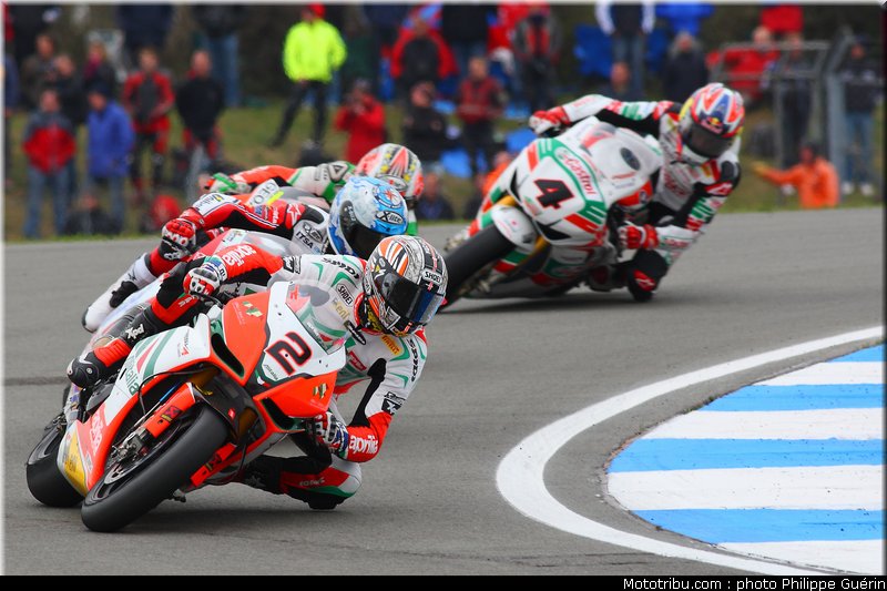 sbk_033_angleterre_donington_2011
