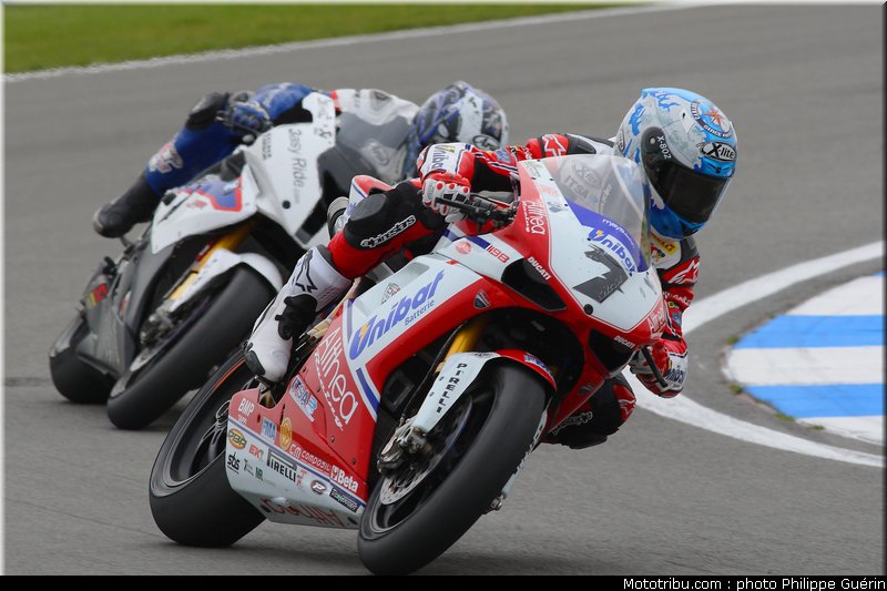sbk_043_angleterre_donington_2011