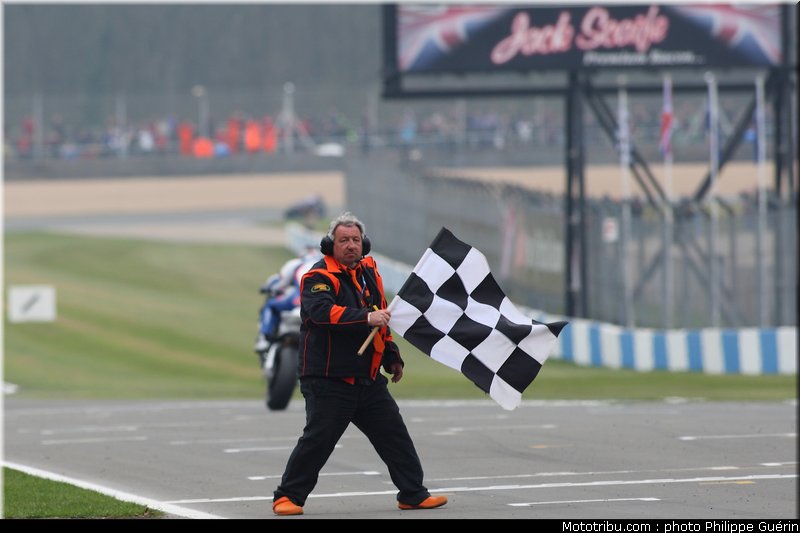 sbk_048_angleterre_donington_2011