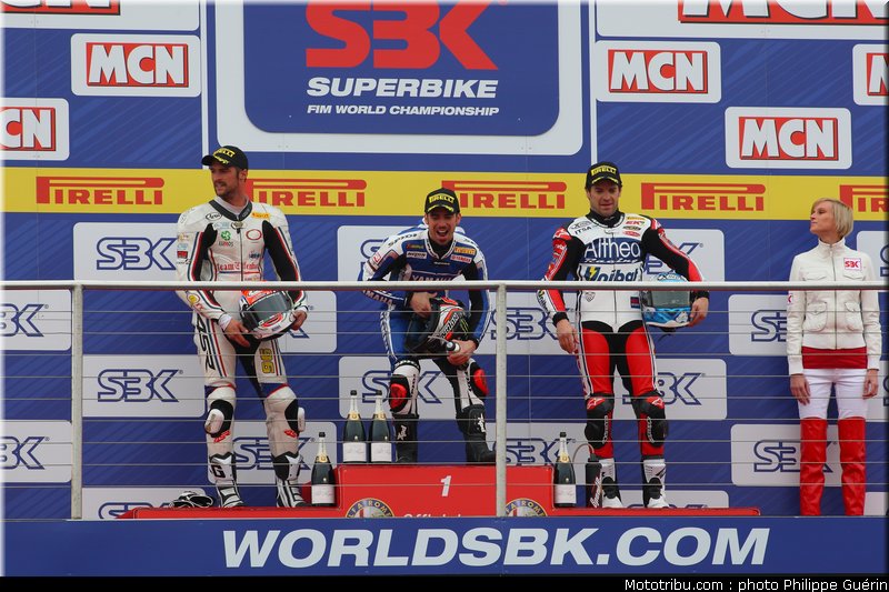sbk_053_angleterre_donington_2011
