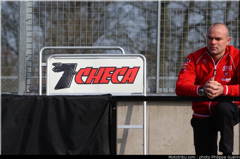 sbk_066_angleterre_donington_2011