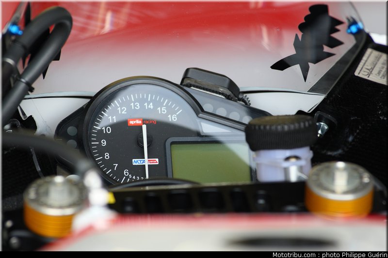 sbk_074_angleterre_donington_2011