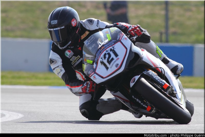 sbk_berger_15_angleterre_donington_2011