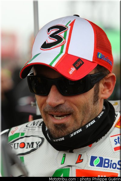 sbk_biaggi_05_angleterre_donington_2011
