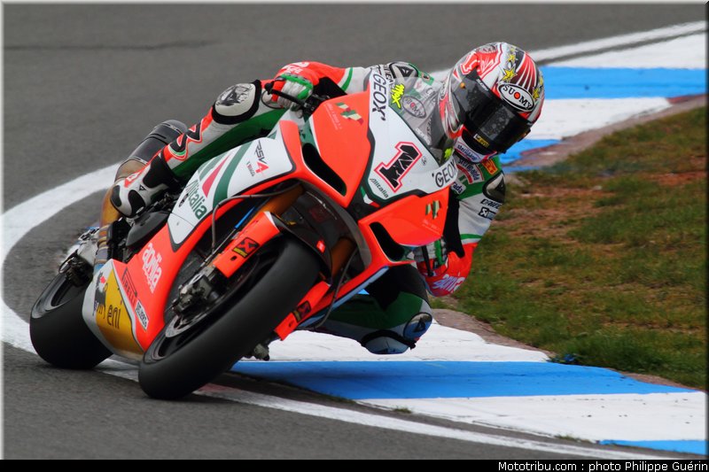 sbk_biaggi_08_angleterre_donington_2011
