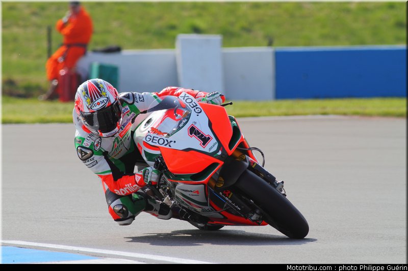 sbk_biaggi_09_angleterre_donington_2011