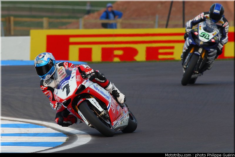 sbk_checa_03_angleterre_donington_2011