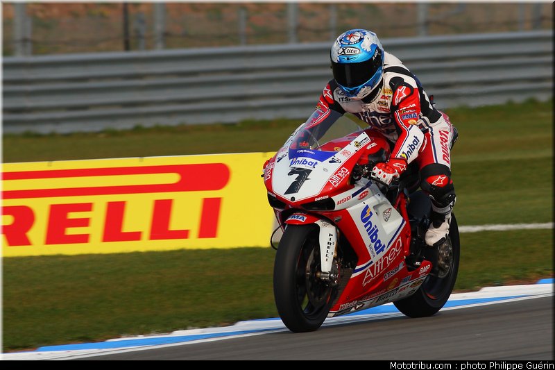 sbk_checa_04_angleterre_donington_2011